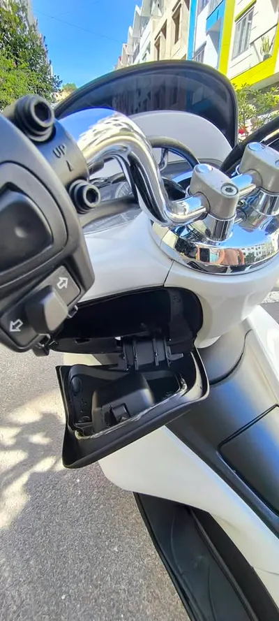 Xe ga Honda PCX thế hệ 1 cần bán — 7/10