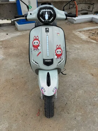 50cc 오토바이 2025 – 1500km, LED 광학 장비 우수한 상태 — 5/5