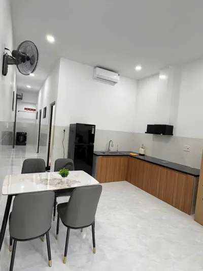 Cho thuê nhà 2 phòng ngủ đầy đủ nội thất tại Hòn Sen, Bắc Nha Trang, 12 triệu VND/tháng — 2/8