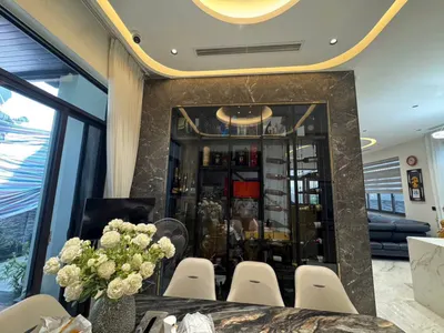 House for rent in the west, 3 bedrooms, 250 m² — 4/5