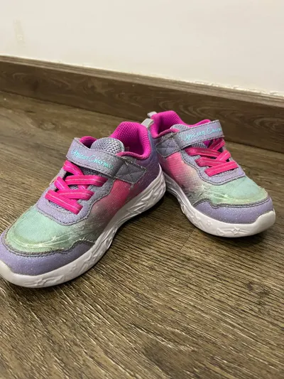Children's shoes, dress and craft items for sale (multiple items) — 2/3