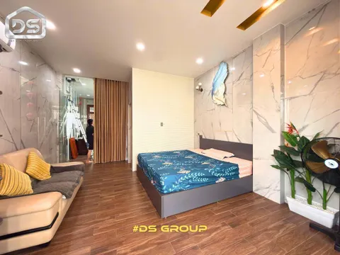 Green 1-bedroom apartment with garden terrace on Ngo Gia Tu (NGT-401)