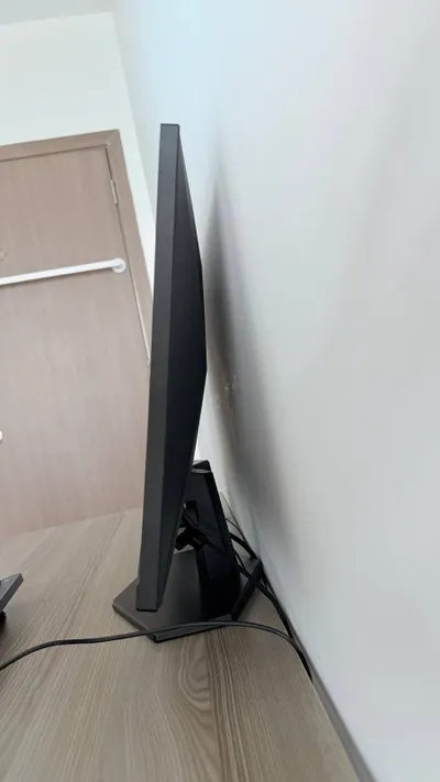 AOC Q27G42ZE 27" 2K 240Hz 게이밍 모니터 판매 — 3/7