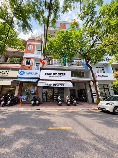 Shop business takeover on Bach Dang street, Nha Trang — 2/9