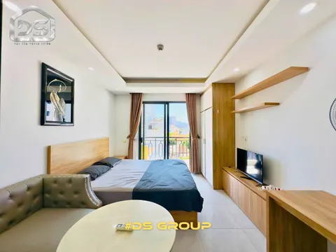 1-bedroom apartment with balcony on Ly Nam De