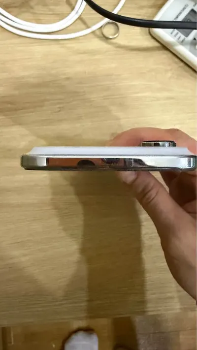 iPhone 17 Air, 중고, 배터리 100% — 4/6