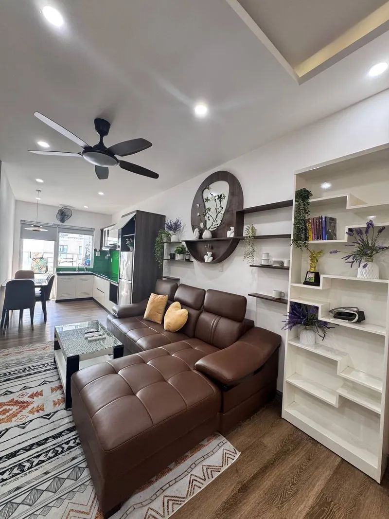 3-Bedroom Corner Apartment in OC2A Tower – 17M VND/Month