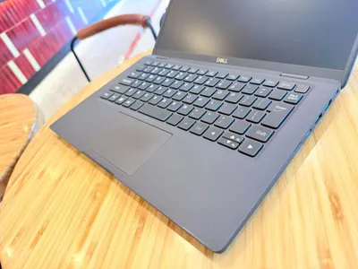 Dell Latitude 7320 laptop for sale (i7, 32GB RAM, 256GB SSD) — 3/7