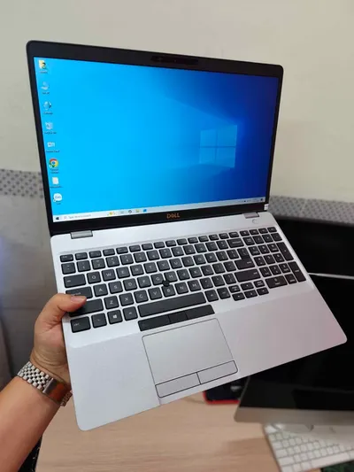 Dell Latitude 5510 笔记本电脑，i5-10310U，8GB 内存，256GB SSD — 2/5
