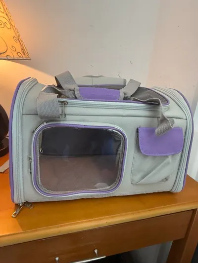 Pet carrier for sale, 350K VND