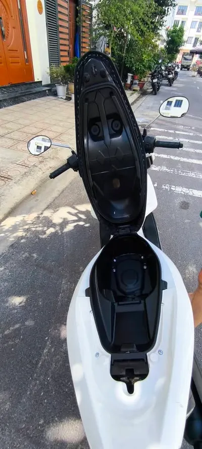 Xe ga Honda PCX thế hệ 1 cần bán — 8/10