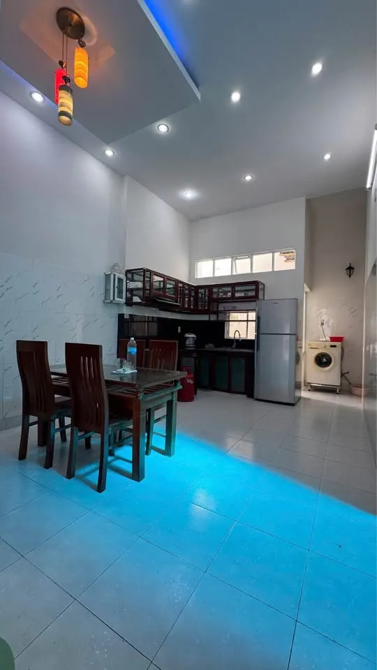 Whole house for rent in Vĩnh Thạnh, 6M VND/month — 4/9