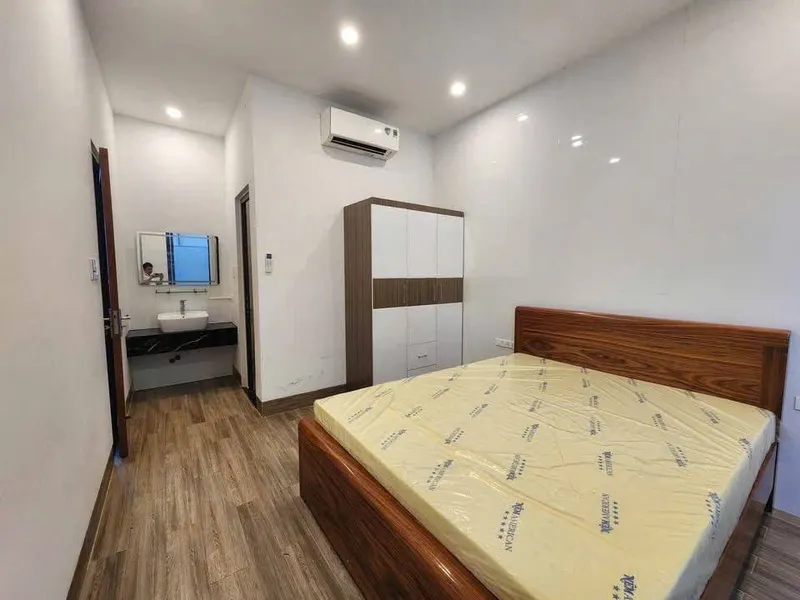 Whole 2-bedroom house for rent in Vinh Hoa, north Nha Trang, 20M VND/month — 4/8