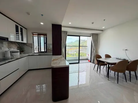 3-Bedroom Apartment, West Nha Trang – 18M VND/month, New, Furnished, Sea-view Balcony