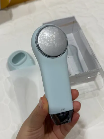 Used skin care devices (ANLAN EMS, Halio) and a new comb for sale — 2/4