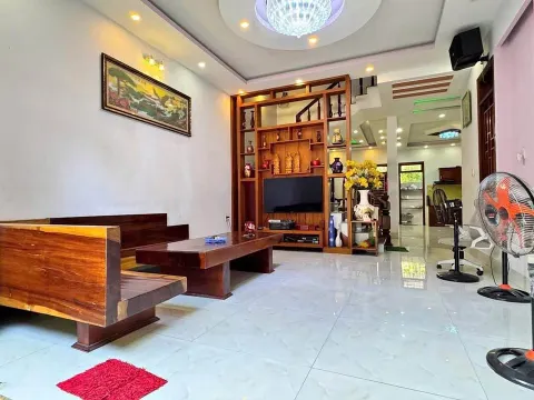4-bedroom villa house for rent, Hud Phuoc Long, South Nha Trang