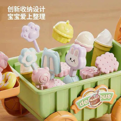 Ice cream cart toy set, 220,000 VND (with battery) — 6/9