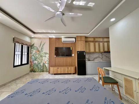 Luxury studio apartment for rent, LVCC Tô Hiệu, 11-12.5M VND/month