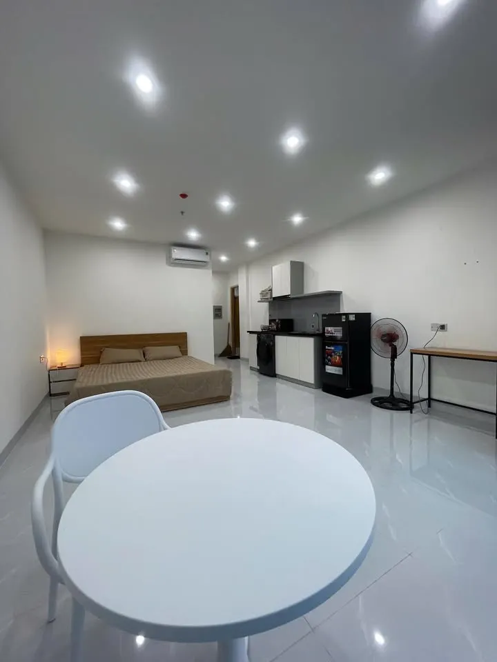 Sea-view apartment for rent near Con Tan Lap beach, 11.5M VND/month — 2/4