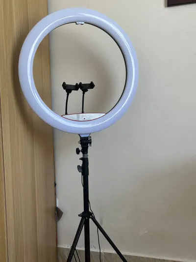 Ring light 56 cm with tripod, 300k VND