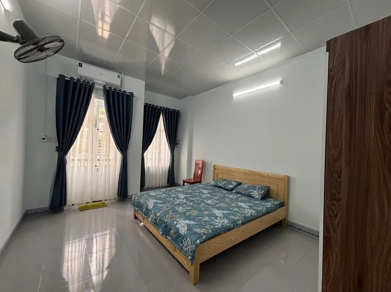 Nhà 2 đơn vị, 4 phòng ngủ – Bắc Nha Trang (Vĩnh Hòa) – Đầy đủ nội thất – 17 triệu VND/ngày — 2/9