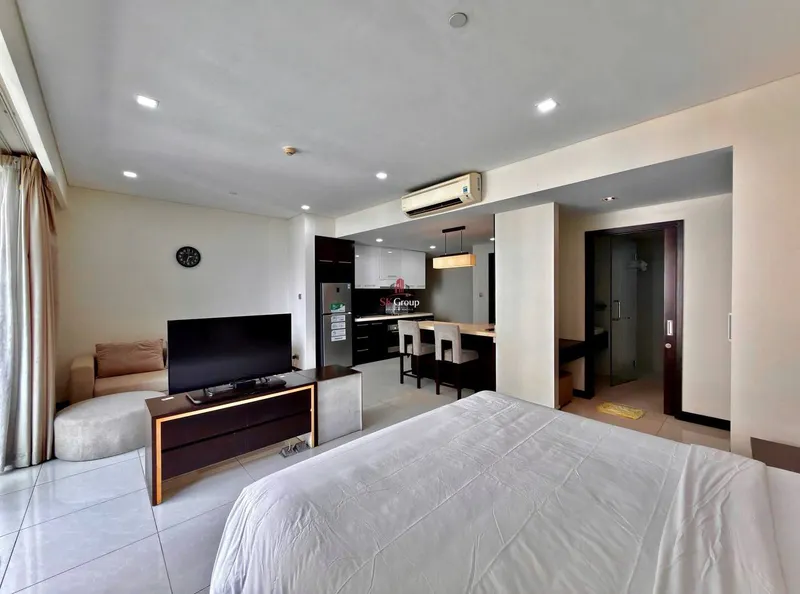 Corner studio for rent at The Costa Tran Phu, city centre — 6/8