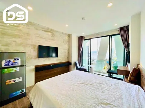 응우옌티엔투엇 거리 35m² 풀옵션 아파트 임대, 월 1,200만 VND