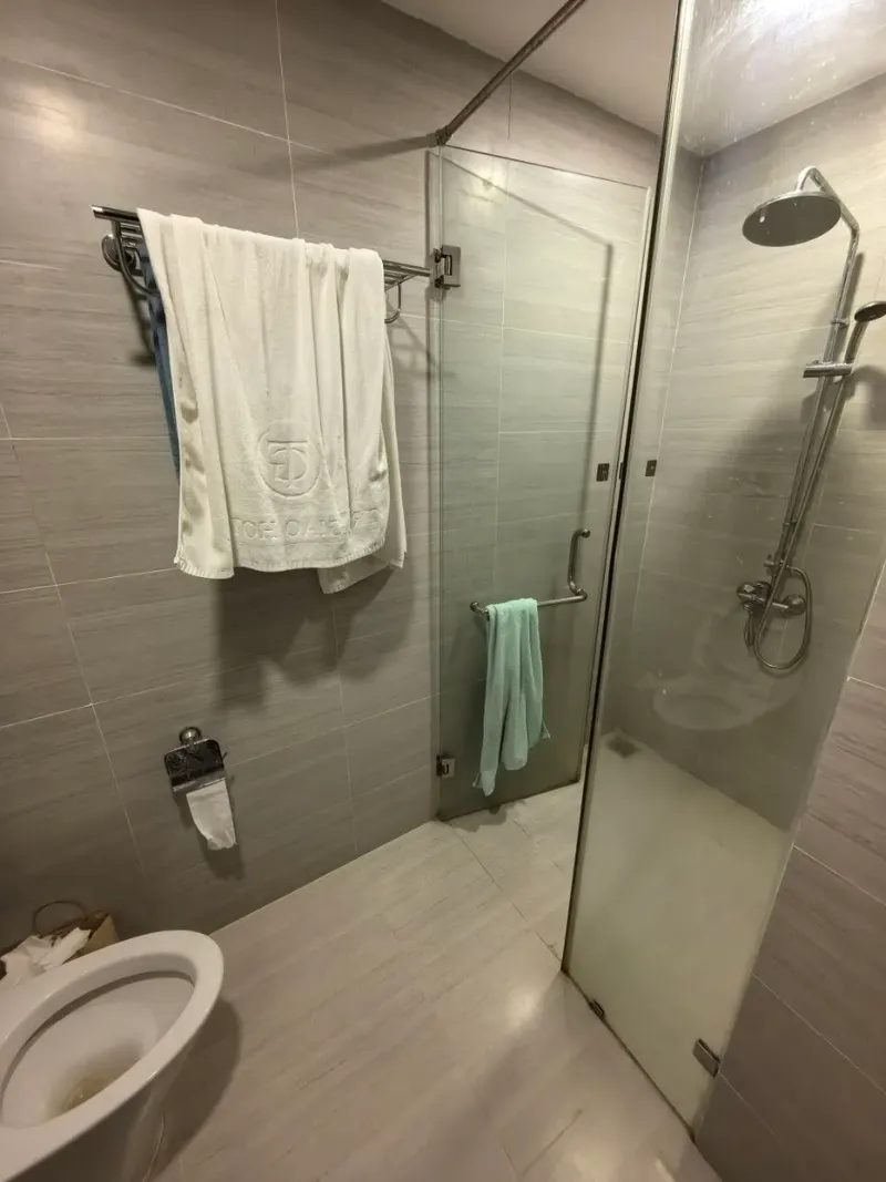 Студия 35 м² с балконом, 4-й этаж – 50м до моря – 9млн/месяц — 6/7