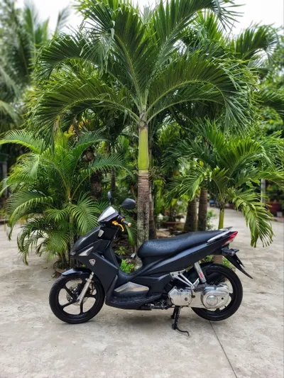 Yamaha Nouvo 135cc motorbike for sale, 8M VND — 2/2