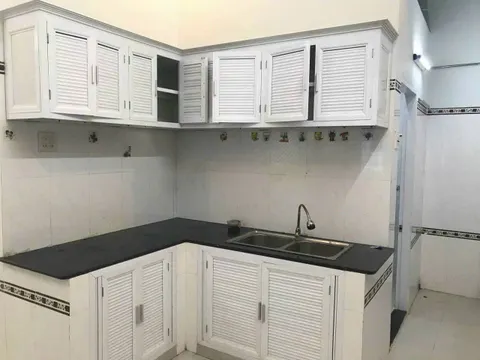Single-storey 2-bedroom house for rent in Vĩnh Hòa, north Nha Trang, 7M VND/month