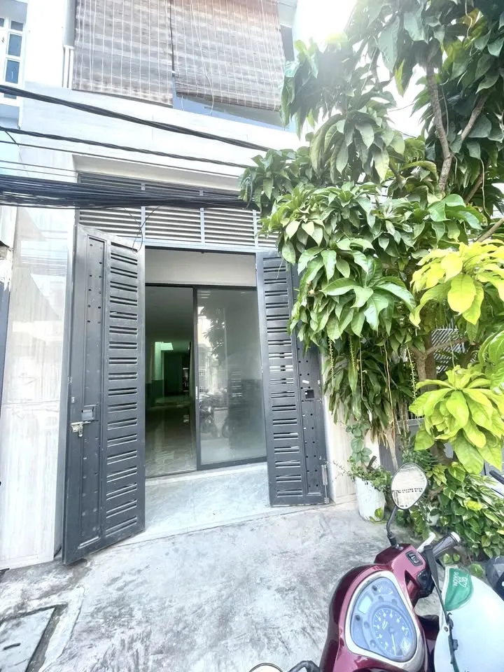 2-bedroom 2-storey house for rent in Tân Tiến, 20M VND/month — 6/10