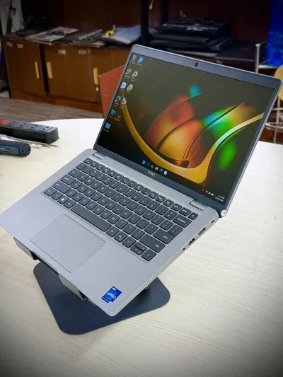 Dell Latitude 5440 laptop, i7-1370P, 8GB/256GB, 14.9M VND — 4/7