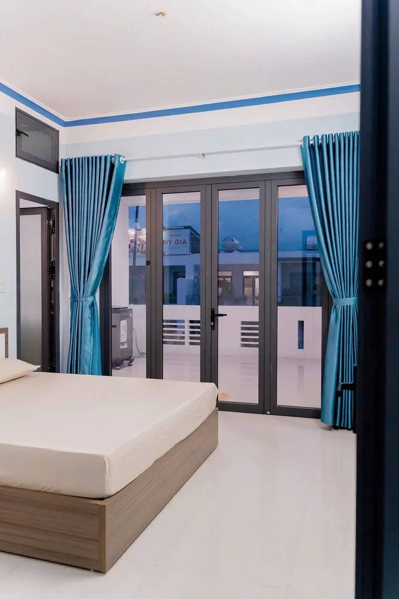 5-bedroom furnished house for rent in My Gia