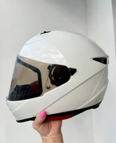 Full face motorcycle helmet for sale, 900K VND
