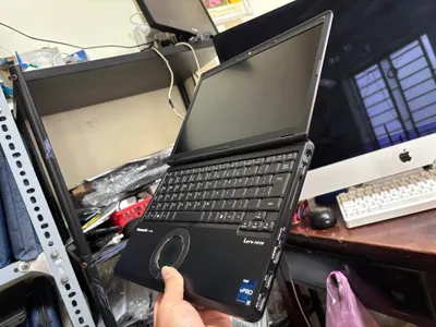 Panasonic CF-SZ6 rugged laptop, i7 7600U, 16GB RAM, 256GB SSD — 3/6