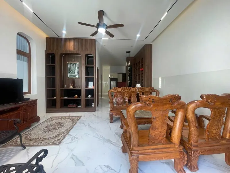 Cho thuê nhà 2 phòng ngủ tại Nguyễn Chích, Vĩnh Hòa, 20 triệu VND/tháng — 5/7