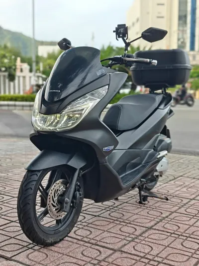 Honda PCX V2 125cc scooter for sale — 2/4