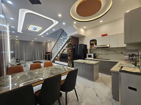 3-bedroom furnished house in My Gia 7, 270 m², 37M VND/month