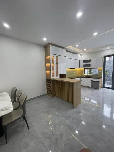 Whole house for rent in Mỹ Gia, 3 bedrooms, 32M VND/month — 4/10