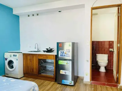 Studio apartment for rent on Hoàng Hoa Thám, 8M VND/month — 4/5