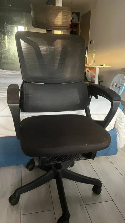 Household items sale: armchairs, mat, pillow, yoga mat (pickup)