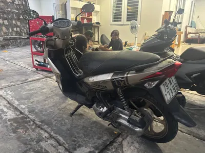 Nouvo LX 4 Scooter 2011 – 135cc Automatic – 8M VND — 2/5