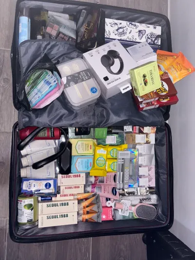 Large black 28-inch suitcase for sale or swap — 3/3