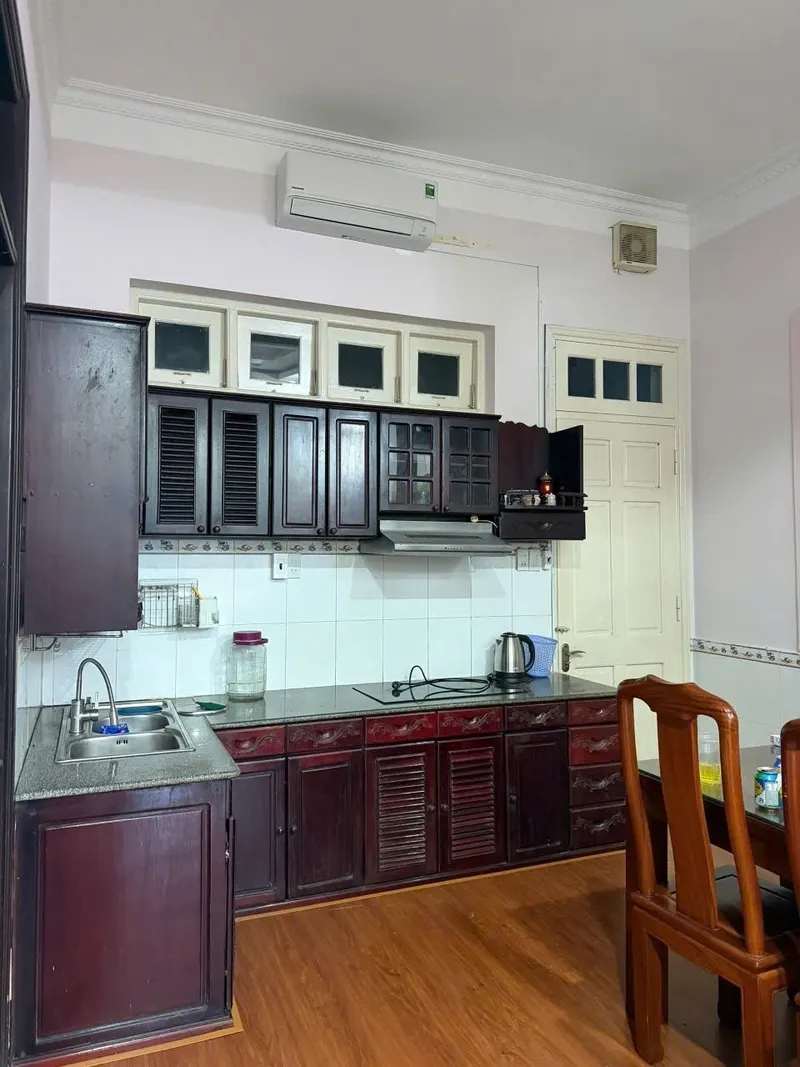 Whole 3-storey house for rent near Ba Làng Market, north Nha Trang — 3/10
