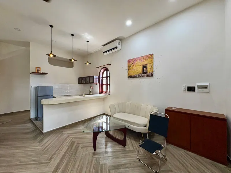 Cho thuê nhà 2 phòng ngủ gần chùa Long Sơn, 22 triệu VND/tháng — 4/10