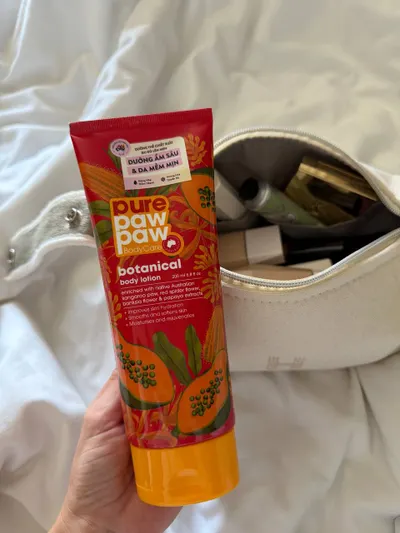 Body lotion for sale (wrong scent, receipt available)