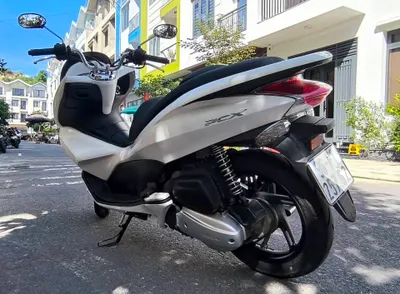 Xe ga Honda PCX thế hệ 1 cần bán — 5/10