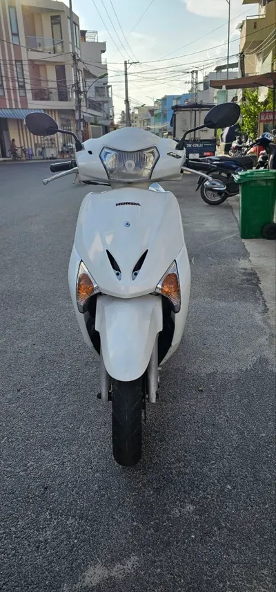 Скутер Honda Lead 110cc (2010) на продажу