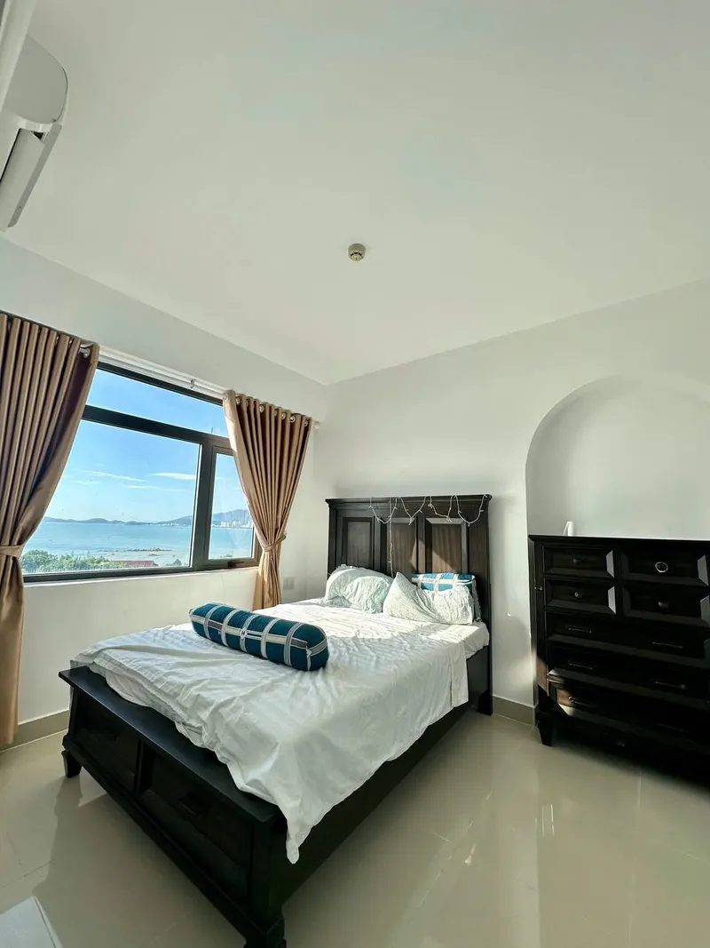 3-bedroom corner sea-view apartment for rent, Napoleon, North Nha Trang — 9/10