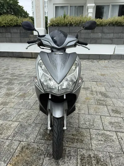 Honda Air Blade 2013 – 110cc Scooter, Grey, Excellent Condition — 6/6